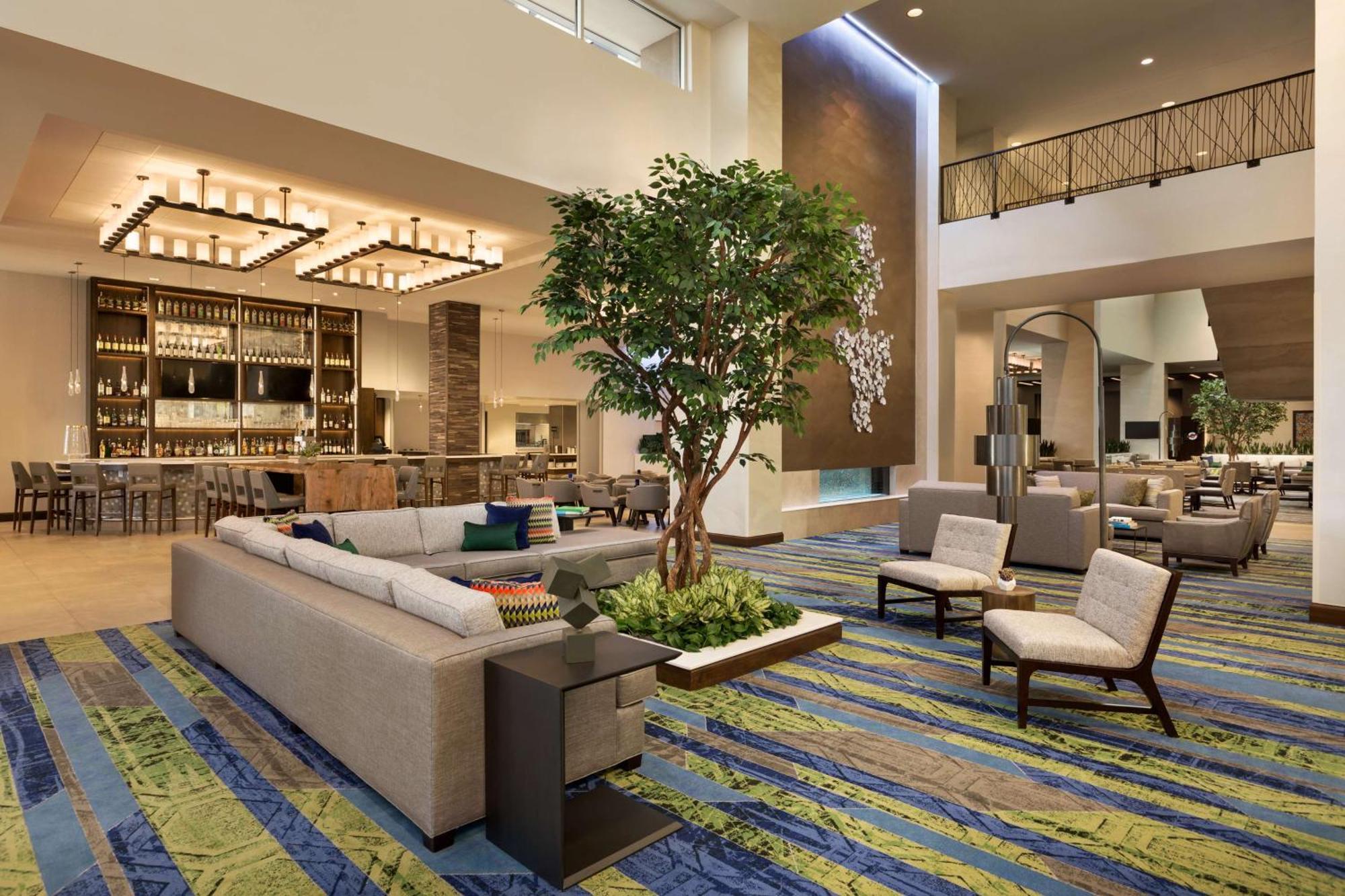 Embassy Suites By Hilton Denton Convention Center Exterior photo